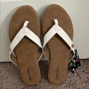 Maui and Sons White and Brown Sandals